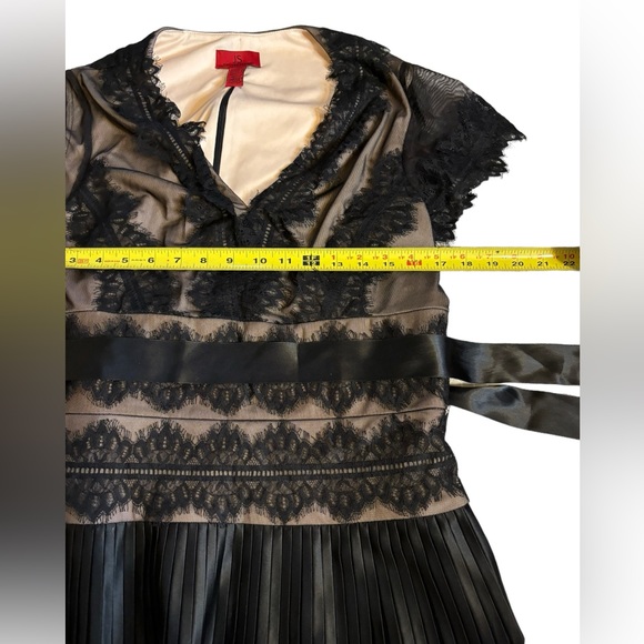 JS Collection Women’s Black V-Neck Top with Sash Tie Size 16 - Picture 8 of 9